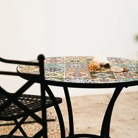 Granelli Di Sabbia ポルト・チェザーレオ