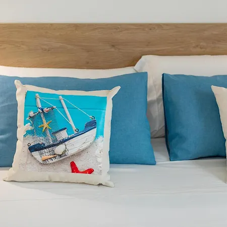 Granelli Di Sabbia Couette-café 4*